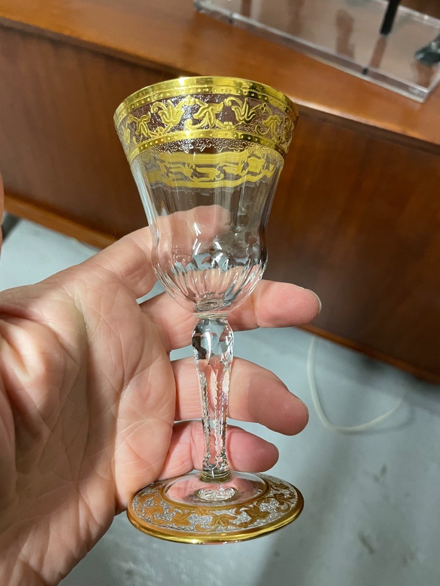 Saint Louis - Callot Gold Crystal Model 4 Wine Glasses H: 13.5 Cm Thistle-photo-3
